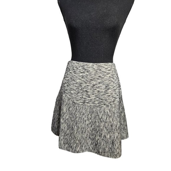 Theory Wool Gida KB Evian Space Knit Flounce Hem Skater Skirt Women Medium - Picture 3 of 10